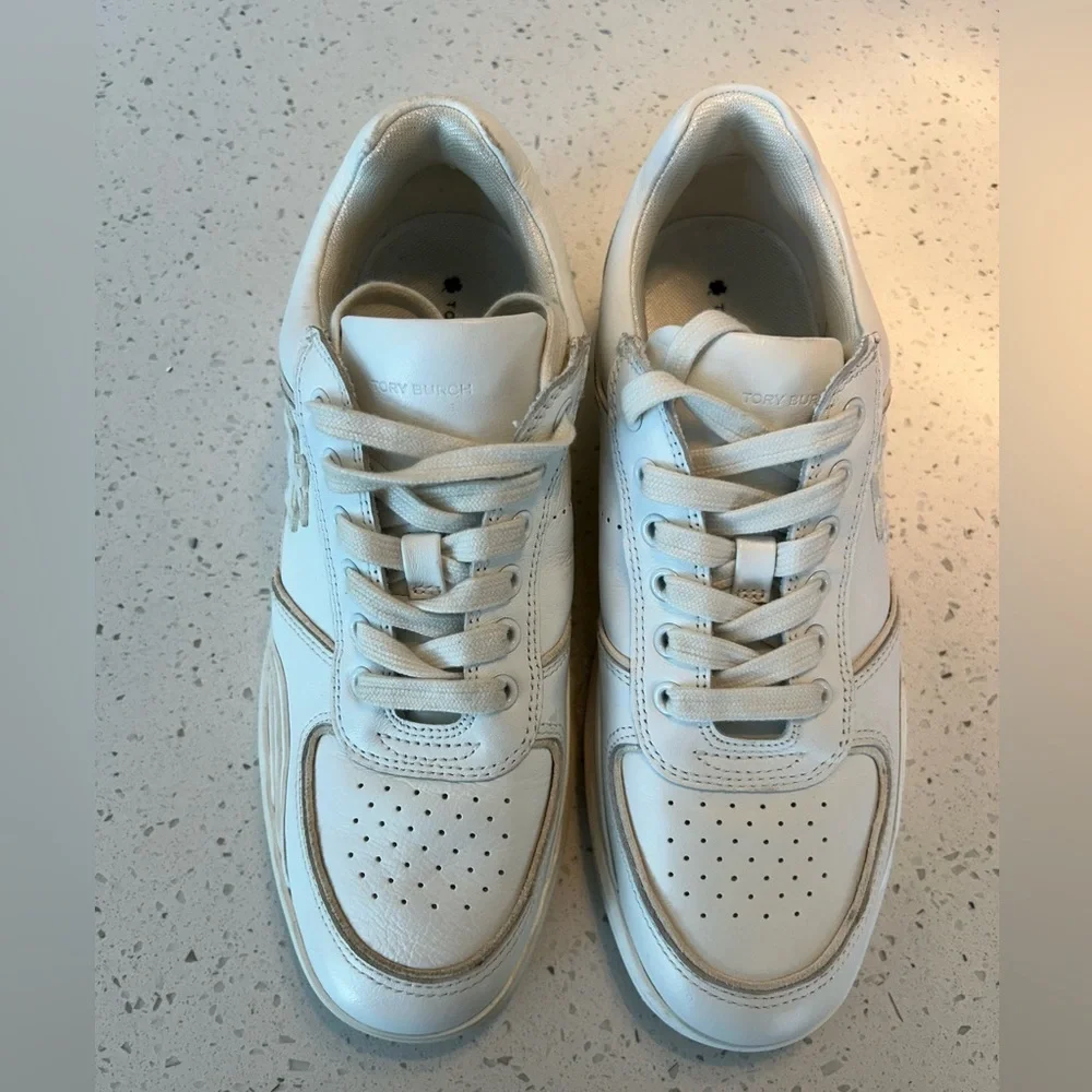 Tory Burch CLOVER COURT SNEAKER - Picture 2 of 13